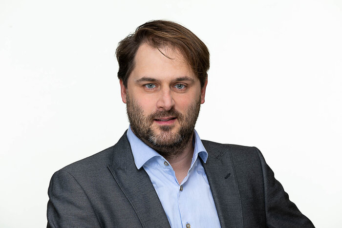 Portraitfoto Prof. Dr. Ronny Freier – 