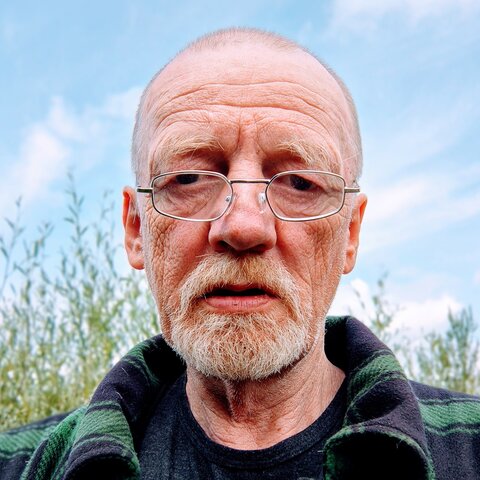 Portraitfoto von Hartmut Nölling – 