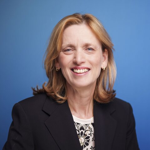 Portraitfoto von Karin Prien – 